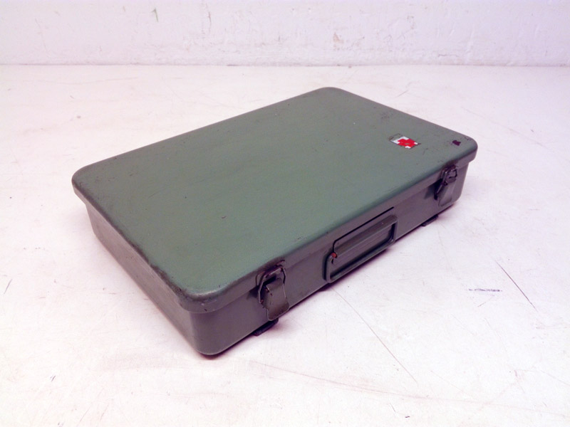 botiquin emergencia descolgar 3cajasplastico epoca metal 7.5x35.2x22.5 1u